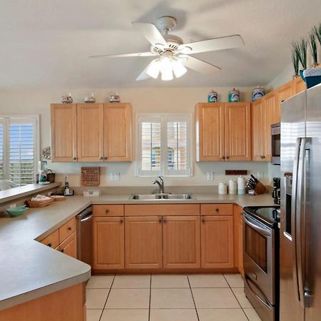 Sea Side 202 Beachfront Serenity 3Bd 2Ba Sleeps 8 Clearwater Beach Exterior photo