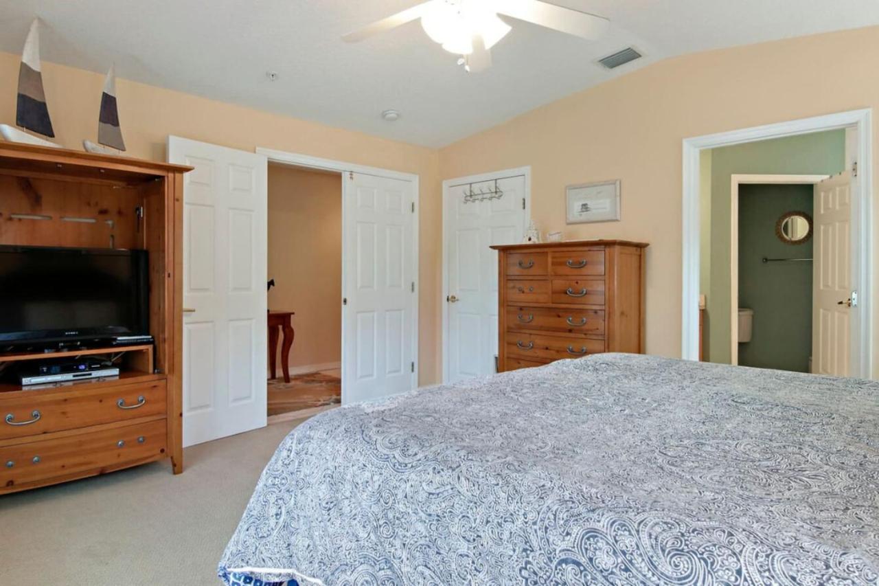 Sea Side 202 Beachfront Serenity 3Bd 2Ba Sleeps 8 Clearwater Beach Exterior photo