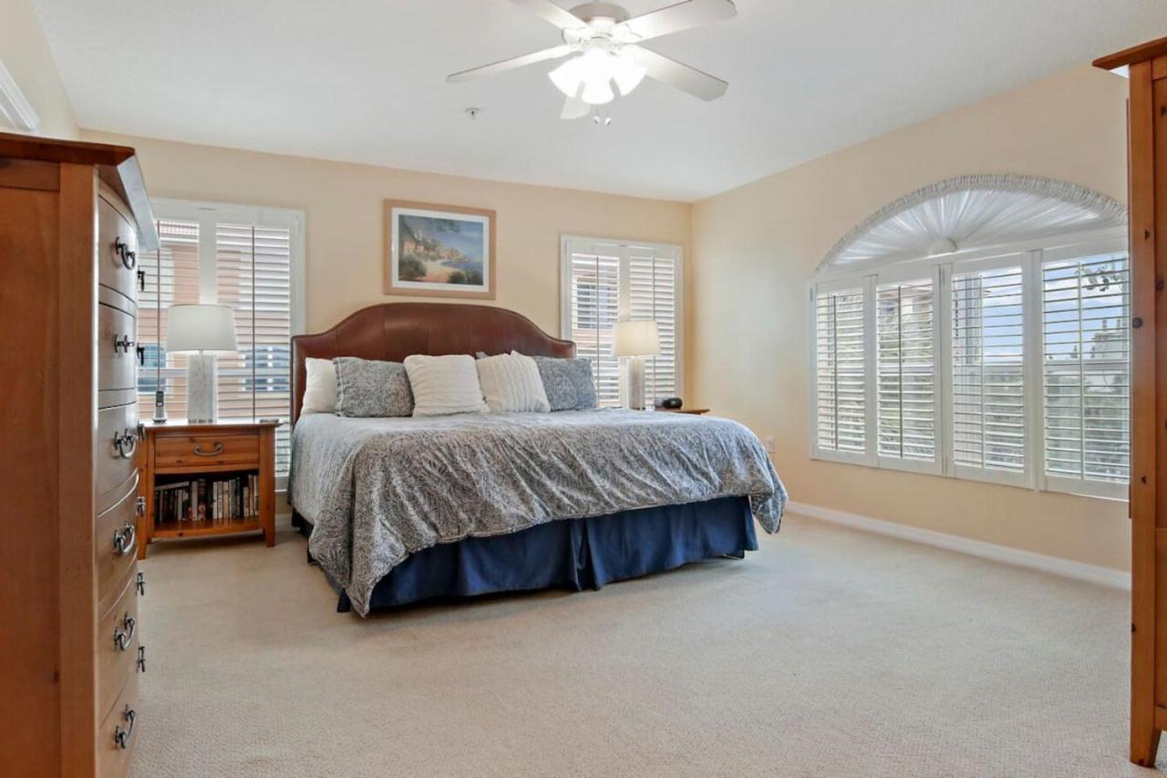 Sea Side 202 Beachfront Serenity 3Bd 2Ba Sleeps 8 Clearwater Beach Exterior photo